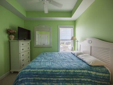 Beachfront  Duplex with Pool Accommodates 25 Guests